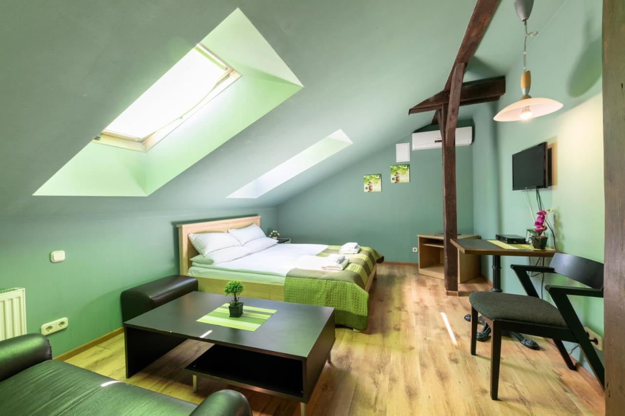 Spare And Bowling Hotell 3*